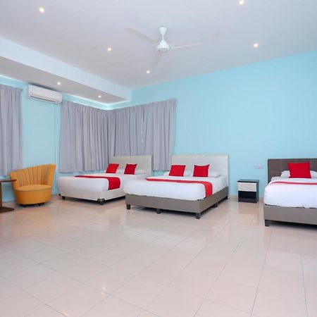 קואלה טרנגאנו Oyo 90132 Come Inn Premium מראה חיצוני תמונה
