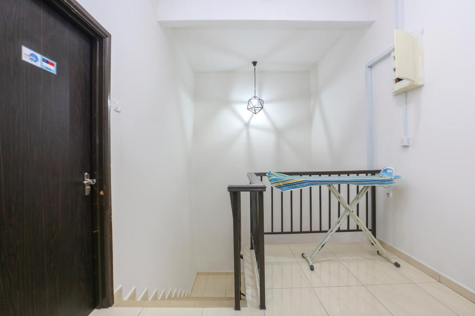 קואלה טרנגאנו Oyo 90132 Come Inn Premium מראה חיצוני תמונה